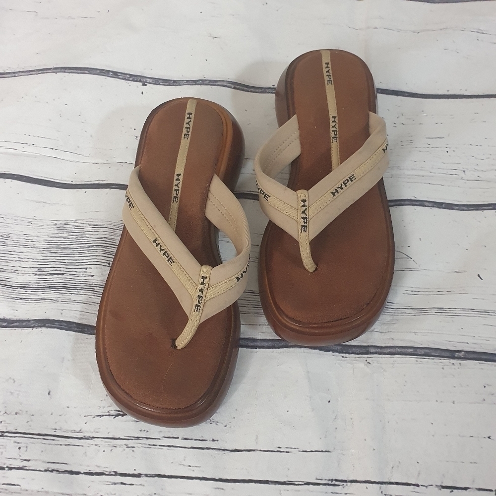 Hype Thong Slippers Size 36